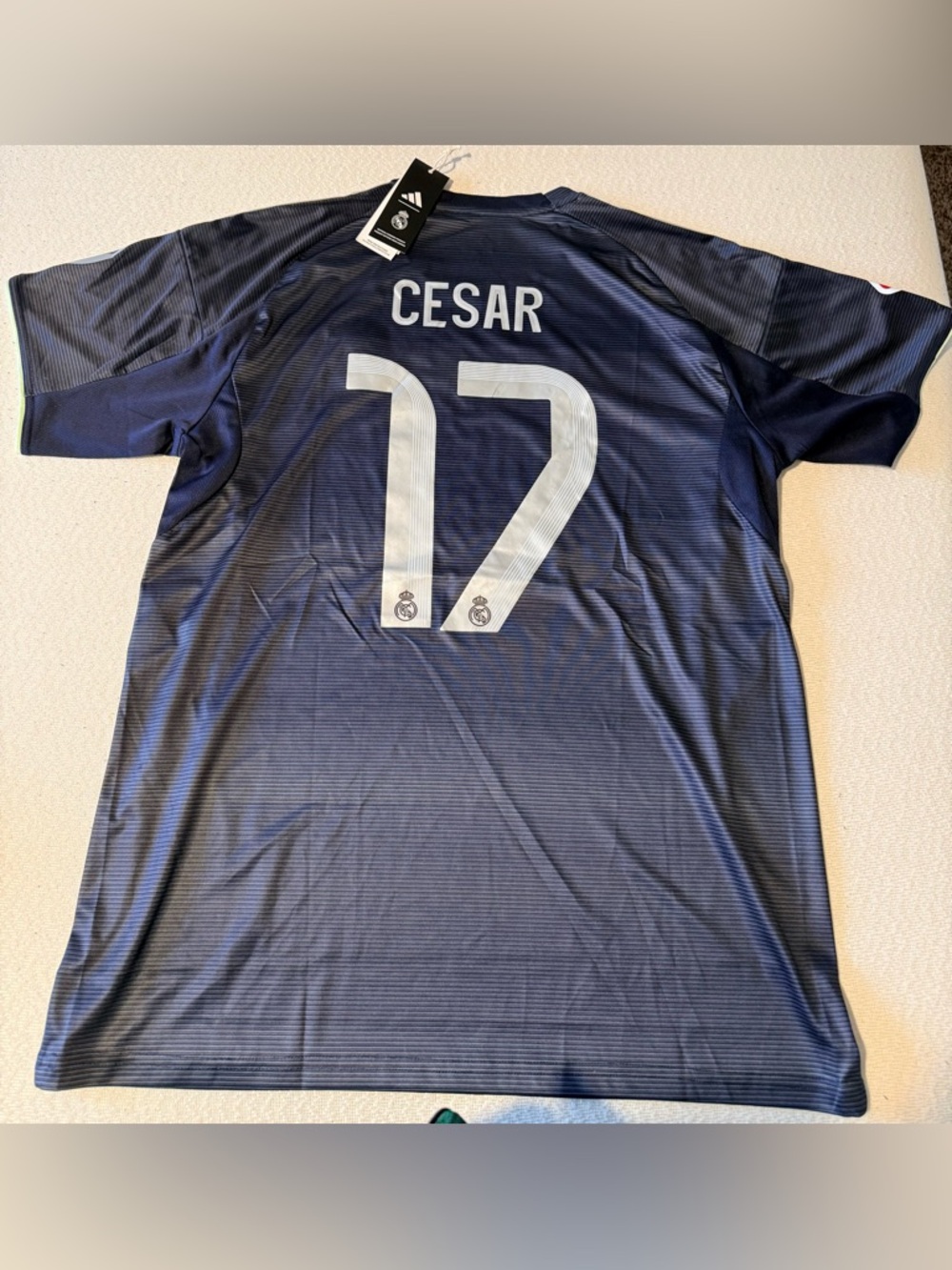 Real Madrid 2024/25 Away Jersey - Custom "CESAR #17" - Picture 3 of 3